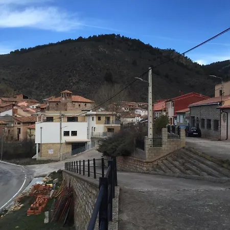 Apartment Casa De 4 En Noguera De Albarracin, Con Magnificas Vistas A Las ... El Pedregal