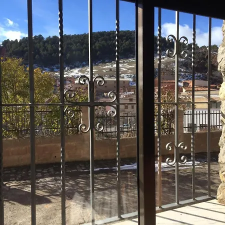 Apartment Casa De 4 En Noguera De Albarracin, Con Magnificas Vistas A Las ...